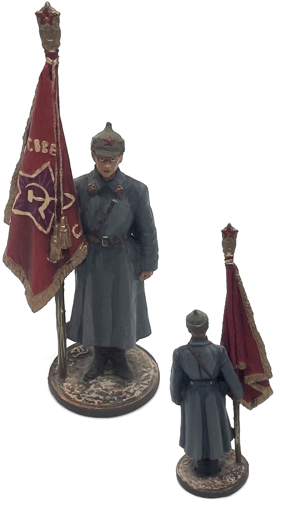 Старший сержант РККА со знаменем СССР
